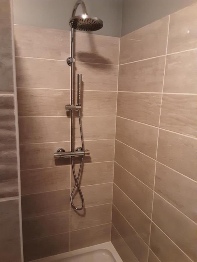 Ferienwohnung La Tourterelle Thaims Exterior foto